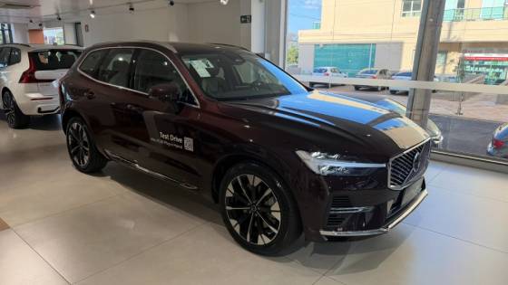 VOLVO XC60 2.0 T8 PHEV ULTRA AWD GEARTRONIC VOLVO XC60 2.0 T8 PHEV ULTRA AWD GEARTRONIC